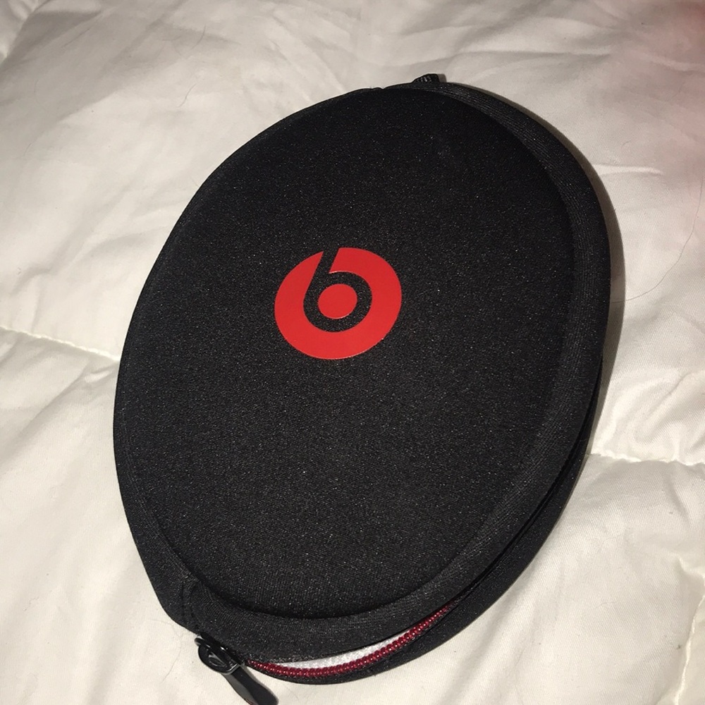 Beats Solo2 - Picture 5 of 8